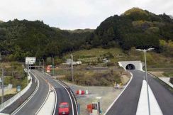 「大阪‐和歌山」新ルートに喜びの声！ 府県境ぶち抜きの国道371号「天見紀見トンネル」6月開通に反響集まる