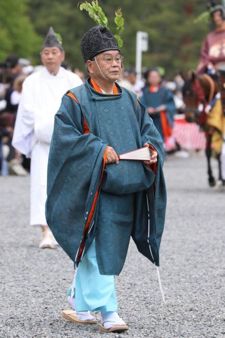 葵祭行列、最年長は元カメラマン 「八瀬童子会」の誇り胸に