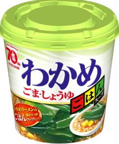 エースコック「わかめごはんスープ ごま・しょうゆ」6月10日発売、“わかめラーメン”がごはんスープで登場、スープにとろみを付けご飯に合う味わいに