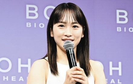 川栄李奈、乾燥肌の悩み告白「きれいで弾力のある肌でいられるように頑張りたい」 10年後の目標も明かす