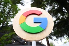 グーグル、検索サービスに生成AI導入へ