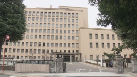 暴行加え腕時計奪った強盗傷害の罪　男２人に懲役１０年と８年求刑　仙台地裁