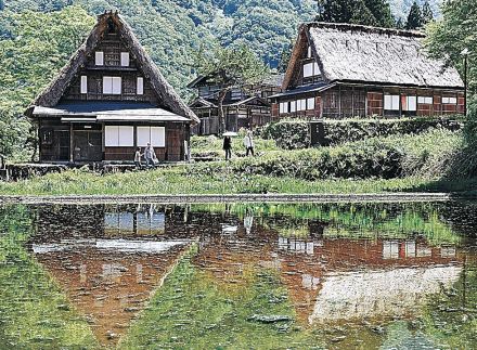 田植え前 逆さ合掌　南砺・相倉