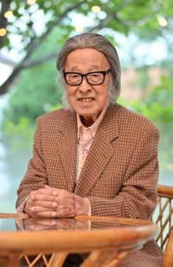 「とーれとれぴーちぴち」のかに道楽「感謝」　キダ・タローさん死去