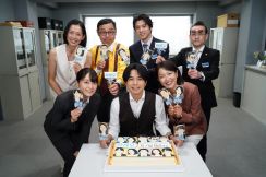 井ノ原快彦の誕生日を『特捜9 season7』ポスタービジュアル再現のケーキで祝福「本当にリアルでスゴイ！」