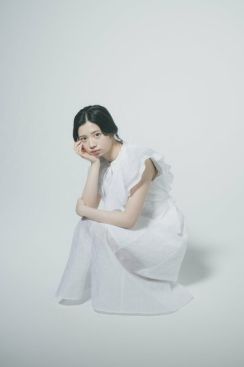 桜田ひより『silent』の風間太樹監督と再びタッグを組んだ映画『バジーノイズ』で見せた新境地「言葉を交わさなくても伝わるものがありました」