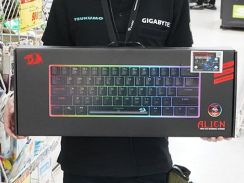 “200％サイズ”の超巨大キーボード「REDRAGON K605TI」が発売