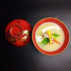 ミシュラン、立ち食いすしやカウンタースタイルの中国料理など2024年5月オススメの10軒を公開