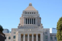 岸田首相は「謙虚さゼロ」…子育て支援金、参院でも強気に「実質負担ゼロ」