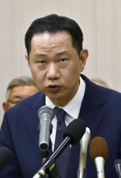 自民・二階氏の三男、出馬表明　衆院選、裏金に「責任負う」