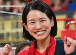 「エエ人やな」五輪出場掛けた2時間超激闘直後…女子バレーエースの行動に賞賛の声「人間としても尊敬」「心が優しい」