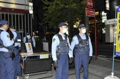松山の繁華街、治安守りイメージアップへ　県警が夜間の警戒活動開始（愛媛）