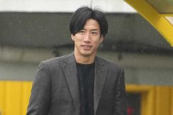 元日本代表FWが600万円超の高級時計アップ　現役Jリーガーも参戦「今一番欲しいやつ」