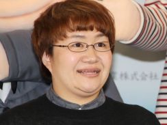 近藤春菜さんが元警察官の父親と一日警察署長。「なんとも微笑ましい」と反響