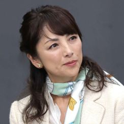 ショムニ“魔性ＯＬ”だった櫻井淳子５１歳　俳優と体密着の２ショット「色気ハンパない」「麗しい」