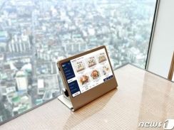 アルバイト引き寄せる「前払いOK、テーブルオーダーあり」…韓国企業がシステムを作った