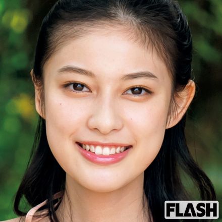 玉田志織、ドラマ『ブルーモーメント』で注目の女優が魅せた“美ビキニ”