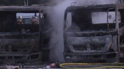 「トラックが燃えている」運送会社の敷地内に停車中のトラック3台が全焼　ほかのトラックや車など3台も焼ける　広島