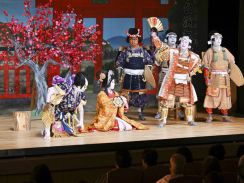 情感豊か檜枝岐歌舞伎　福島公演、ファンから温かい声援と拍手