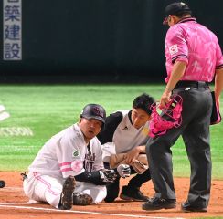 「場所が場所だけに…何もないことを祈っています」ソフトバンク小久保監督、山川穂高の死球に心配顔　劇的サヨナラ勝利でも…