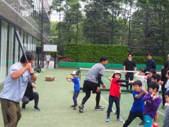 ロッテ野球教室開催「噛む力をスポーツの力に」専門家「ガムを噛むことでリラックスと集中力が…」