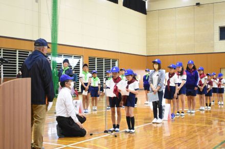 小学4年生14人が入団　FOS少年団の入団式　団長の任命なども／岡山・奈義町