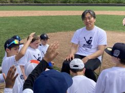 松井秀喜氏　ドジャース・大谷の「憧れ」発言に笑顔「うれしい」　NYで野球教室