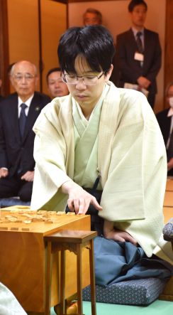 「聞かれても何と答えていいか」豊島将之九段　１２連敗中だった藤井名人戦勝利も平常心