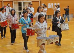 思い出の音色もう一度　新堀小OBら音楽隊　地区民運動会発表へ練習　花巻【岩手】