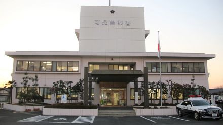 車内に「殺す」置手紙、知人女性脅迫した疑い　２９歳男逮捕、岐阜・可児署