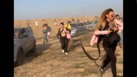 ハマスに半裸で連行された音楽フェス参加女性…結局遺体で帰ってきた