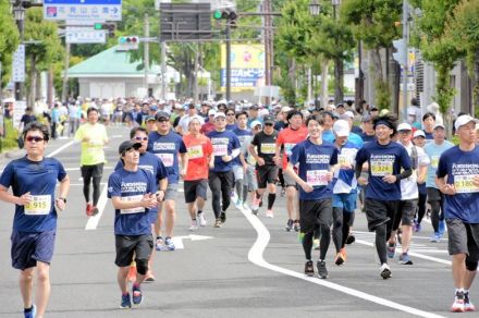 県都の市街地駆ける　福島市で２度目の「ふくしまシティハーフマラソン」