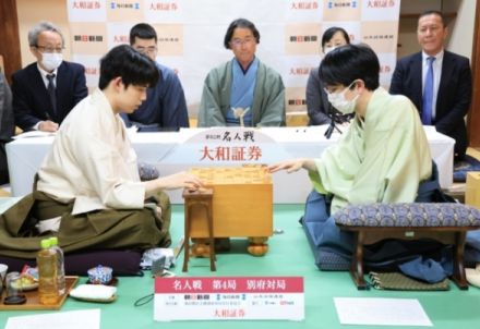 別府開催の将棋名人戦、豊島九段が初白星　藤井八冠の初防衛は持ち越し