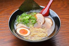 「京都市で人気のラーメン」ランキング！　2位は八坂神社の近くにある「元祖特級ラーメン 寛」、1位は？【2024年5月版】