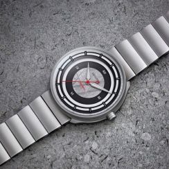 【本物の隕石を文字盤に採用!】イタリアの時計ブランド“グラビシン”ガリレオ式望遠鏡をモチーフにした腕時計