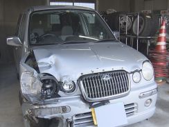 自動車の運転免許取得歴なし…無免許で信号無視して車と衝突し逃走か 自称作業員の19歳男逮捕