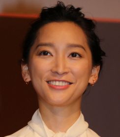 杏　小学生時代からの親友のダメ出しにタジタジ　演技が「最初は下手すぎて見てられなかった」に「おい！」