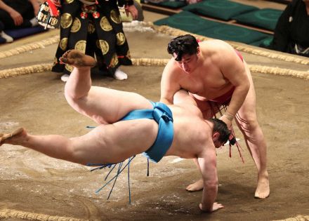 十両・遠藤　再入幕へ前進9連勝　復活へ被災故郷思い「精いっぱいやるだけ」