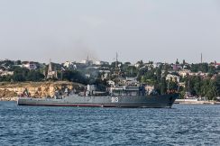 ウクライナ、単一弾頭の新型ATACMSも入手か　クリミアの掃海艇撃沈が示唆