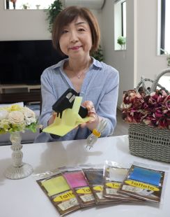 65歳「普通の主婦」が開発した工具スタンド　夫の死後「自分の好きなことを」と前向いた