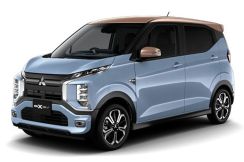 SUVルックの軽EVは唯一無二の存在！　三菱「eKクロスEV」が一部改良で魅力マシマシに