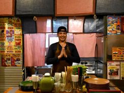 インドネパールキッチン「プルナ」、かだれ横丁に移転　5年ぶりの再出店