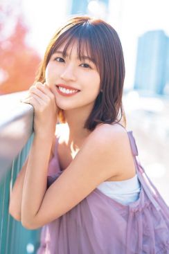 ＜日向坂46松田好花＞「マガジン」表紙に　初写真集アザー公開　水着、ランジェリーも