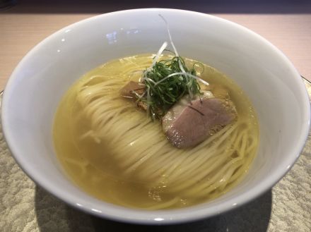 「大阪の塩ラーメン店」人気ランキング！　2位は「麺や 福はら」、1位は？【2024年5月19日時点の評価／ラーメンデータベース】