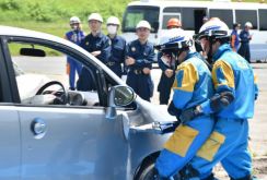 災害時の救助手順確認　宮崎県警援助隊員ら訓練　宮崎市