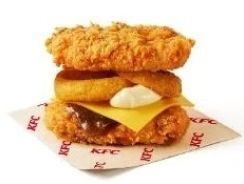 KFC「ザ・アメリカンバーガーズ」5月29日発売、バンズの代わりオリジナルチキンでオニオンリングを挟んだ「凄肉」も用意、ポテト、スイーツ、ドリンクでも新商品展開/日本ケンタッキー・フライド・チキン