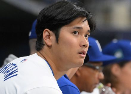 大谷翔平　またユニホームが破れるハプニング　鮮やか三盗で滑り込んだ際に　膝部分から黒のインナーがのぞく