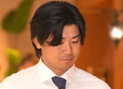 今永昇太　長身美女との３ショに「私のヒーローが小さくなっちゃった！！」米ファン騒然　両手に１９１ｃｍ＆２０１ｃｍ　表情ひきつる