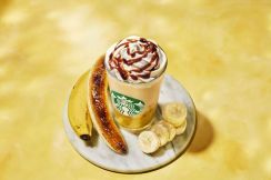 スタバの新作は「バナナ ブリュレ フラペチーノ」！　完熟バナナの果肉ソースにアーモンドミルクのフラペチーノ