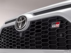 トヨタが初の“GR SUV”を計画中!? ヤリスクロスをベースにハイパワー1.6L直3ターボ＋AWDパッケージもありうる！